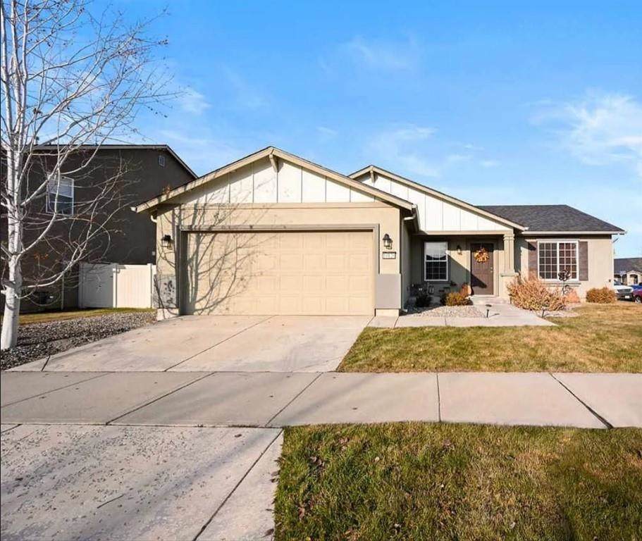 10120 Natalie Ave - Photo 1