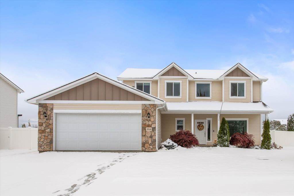 3928 Dawn Ave - Photo 1