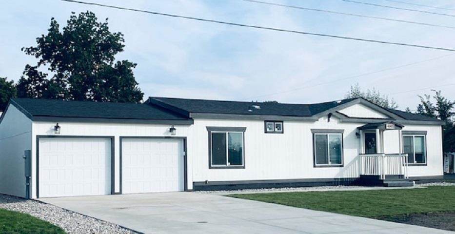 400 Arnim Ave - Photo 1