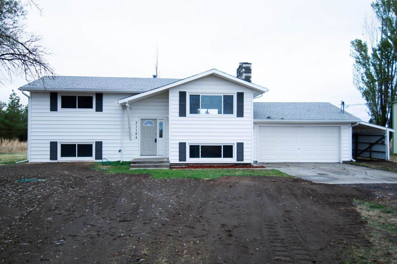 21104 Mcfarlane Rd - Photo 1