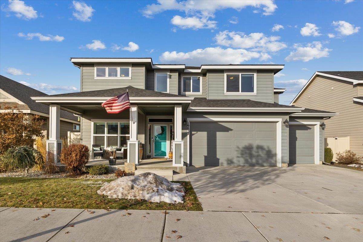 19837 Snake River Ave - Photo 1