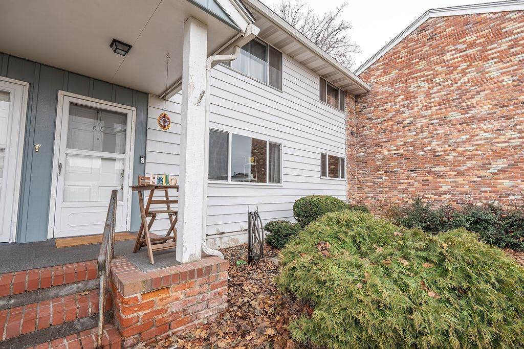250-UNIT C-5 Raymond Rd - Photo 1