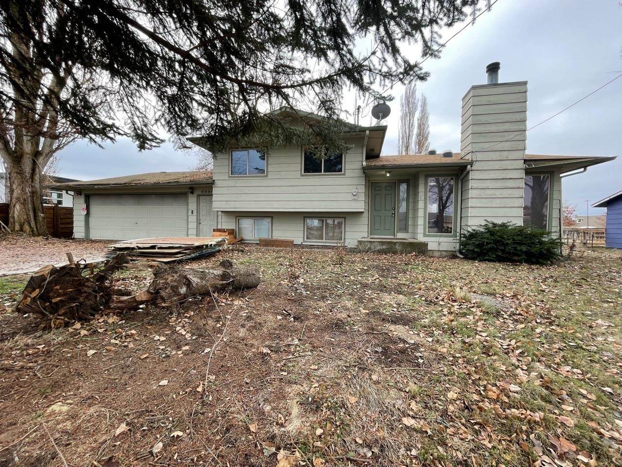 3320 55th Ave - Photo 1