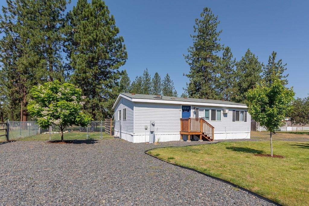 6445 Dover Rd - Photo 1