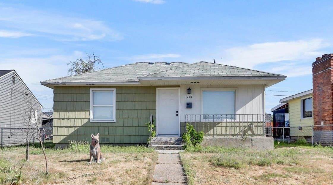 1207 Garland Ave - Photo 1