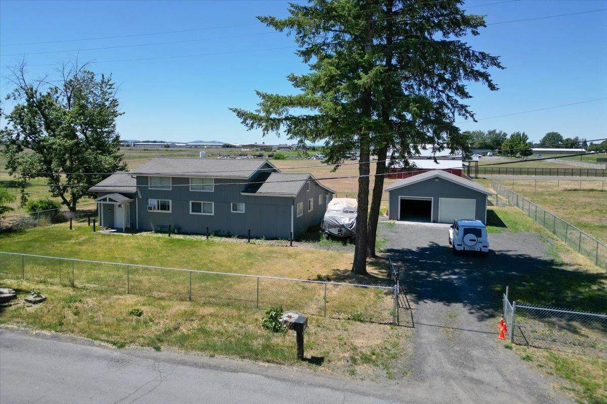 2124 Garfield Rd - Photo 1