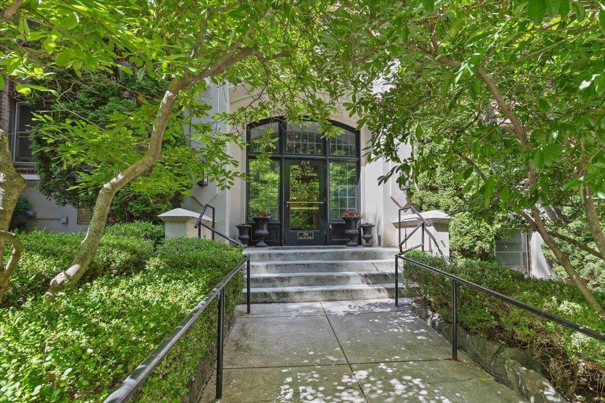 704-#506 6th Ave - Photo 1