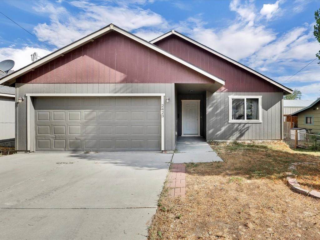 2423 Hartson Ave - Photo 1