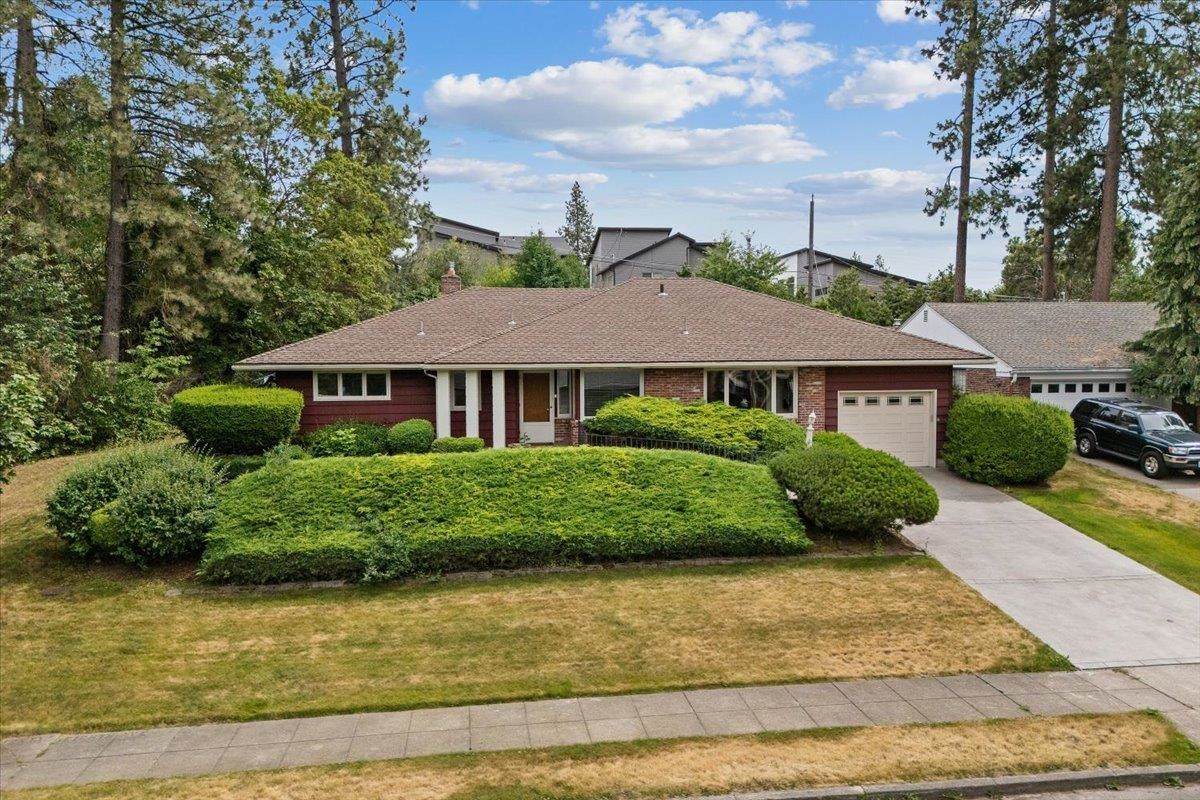 1322 28th Ave - Photo 1