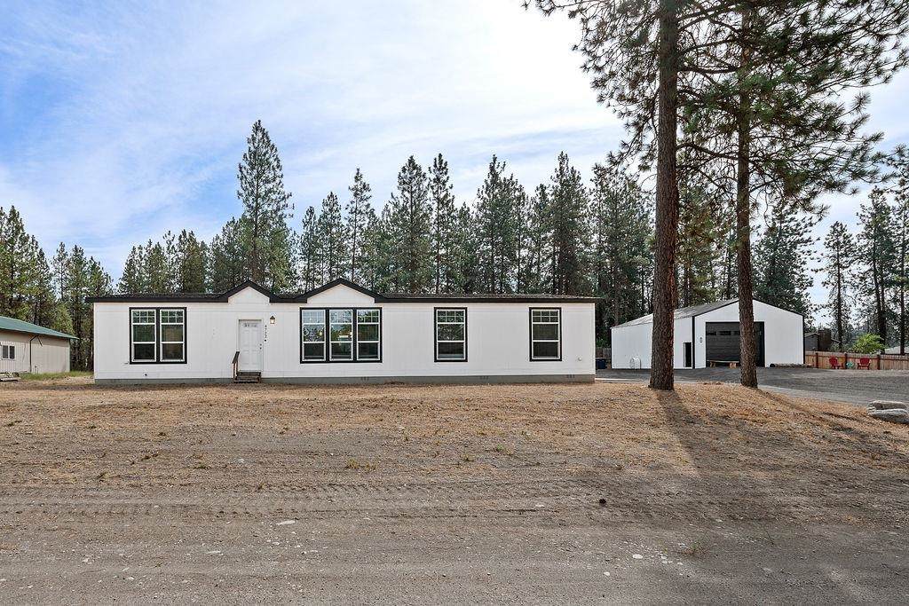 8722 River Rock Ln - Photo 1