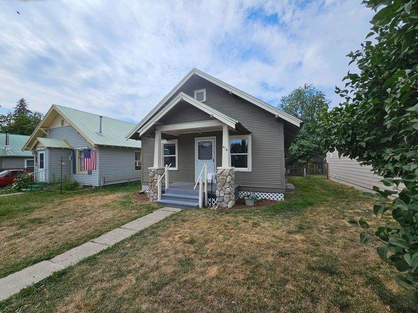 416 Maple St - Photo 1