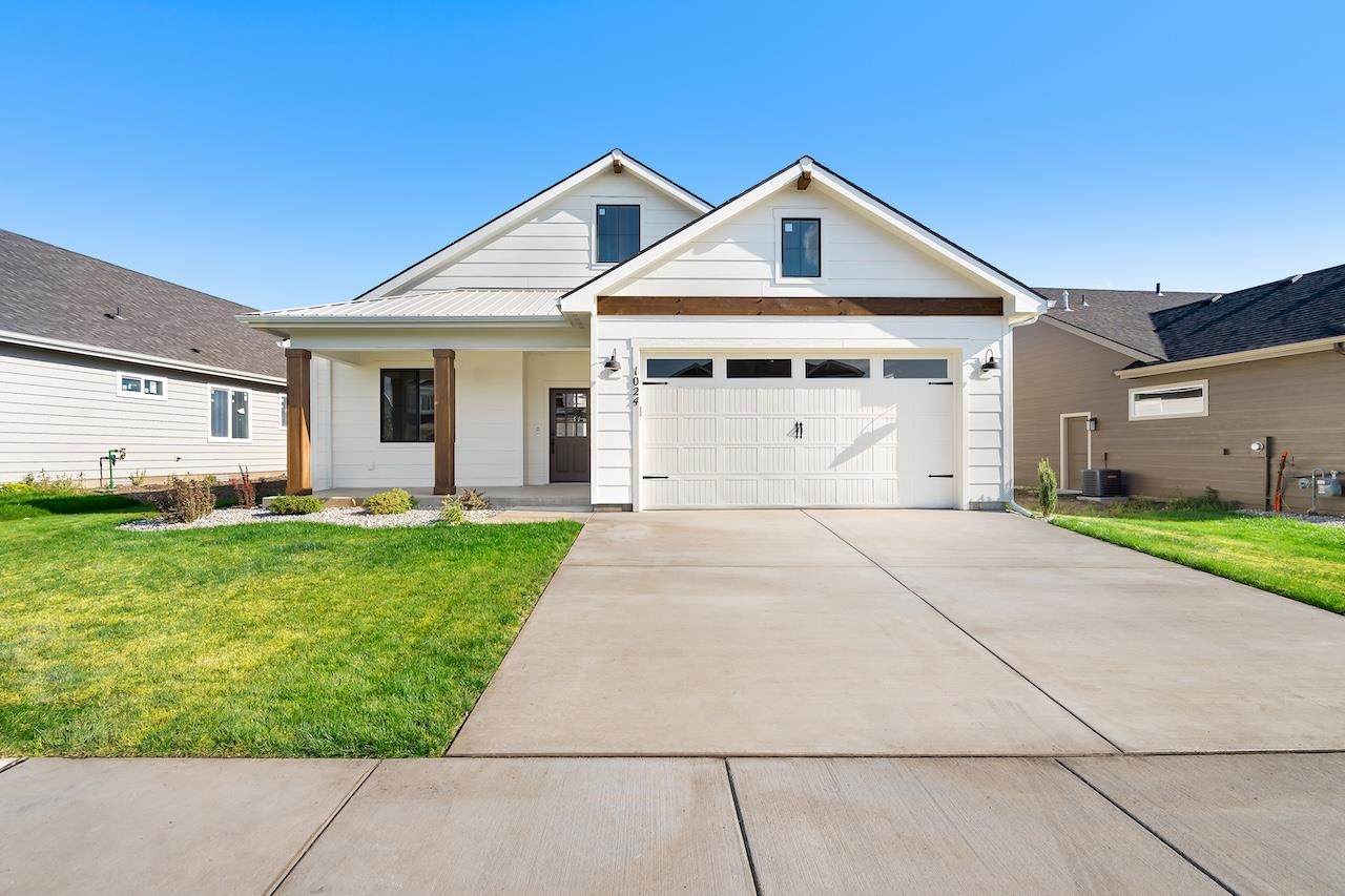 12237 Valencia Ave - Photo 1