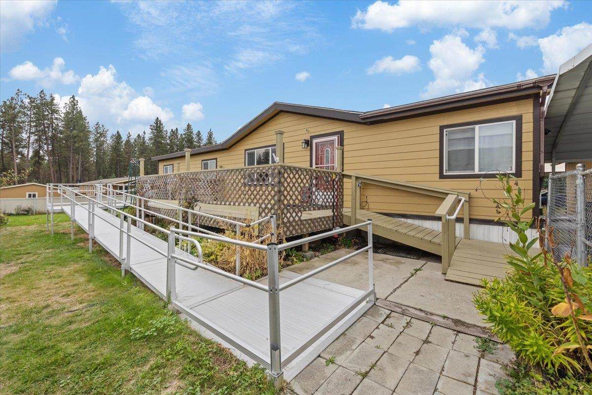 3110-#107 Chattaroy Rd - Photo 1