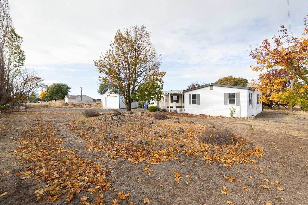 9924 Balmer Rd - Photo 1