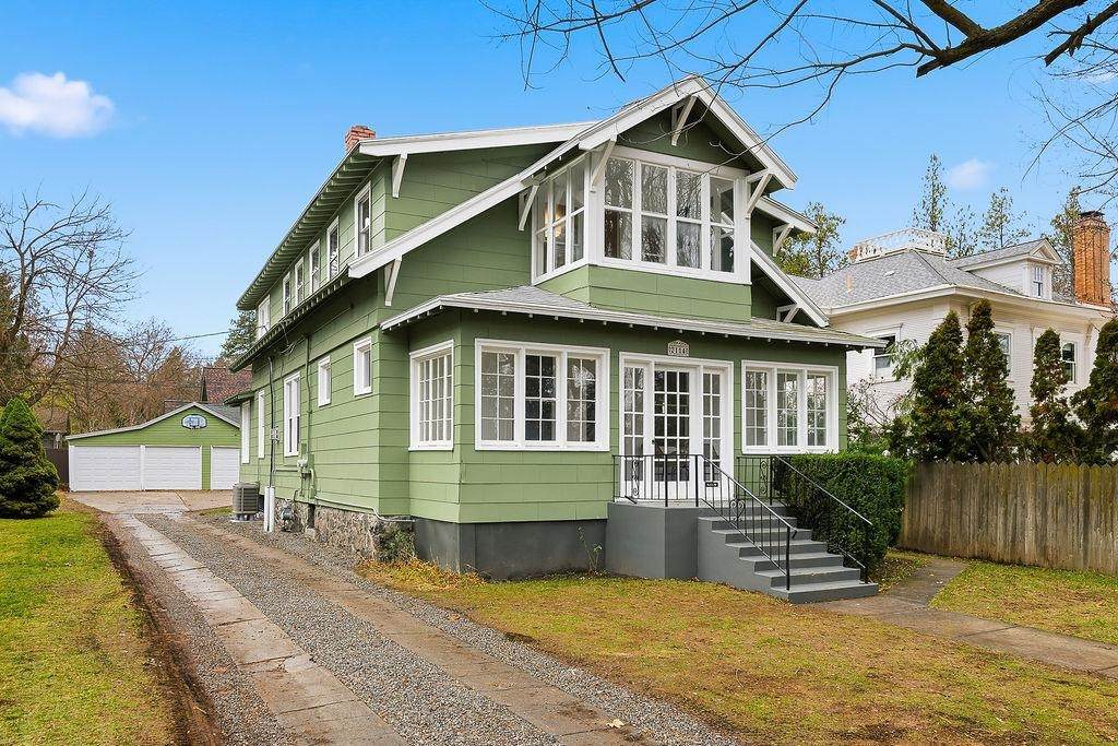 2114 Grand Blvd - Photo 1