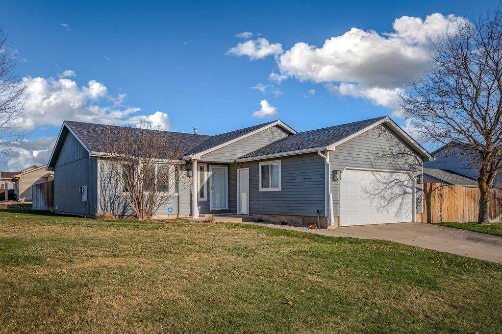 1705 Johnson Ln - Photo 1