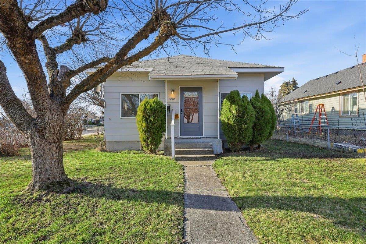 3303 Stone St - Photo 1