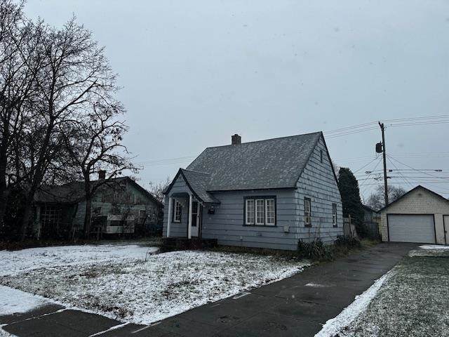 422 Rich Ave - Photo 1