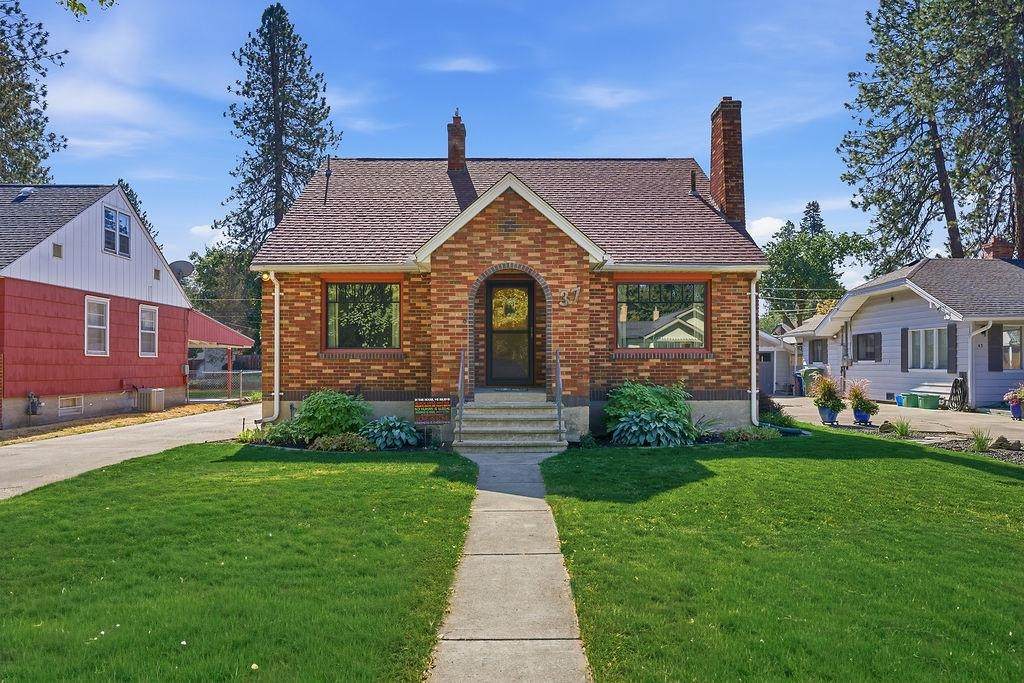 37 28TH Ave - Photo 1