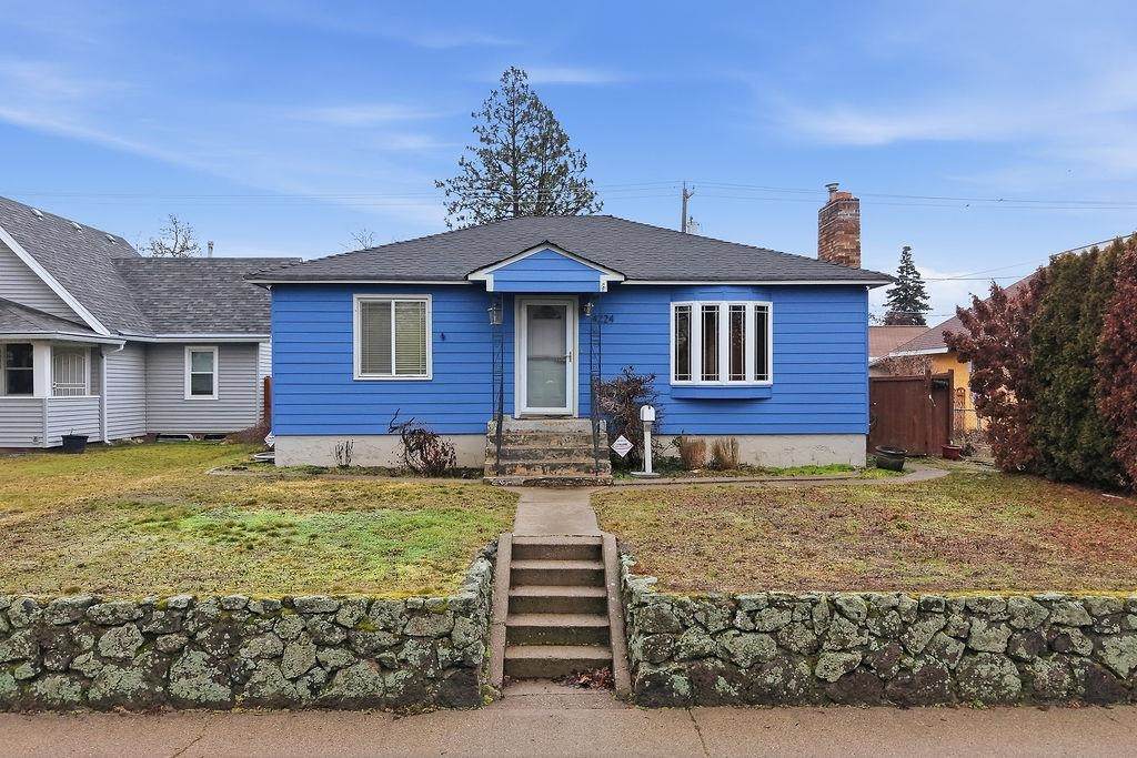 4224 Walnut St - Photo 1