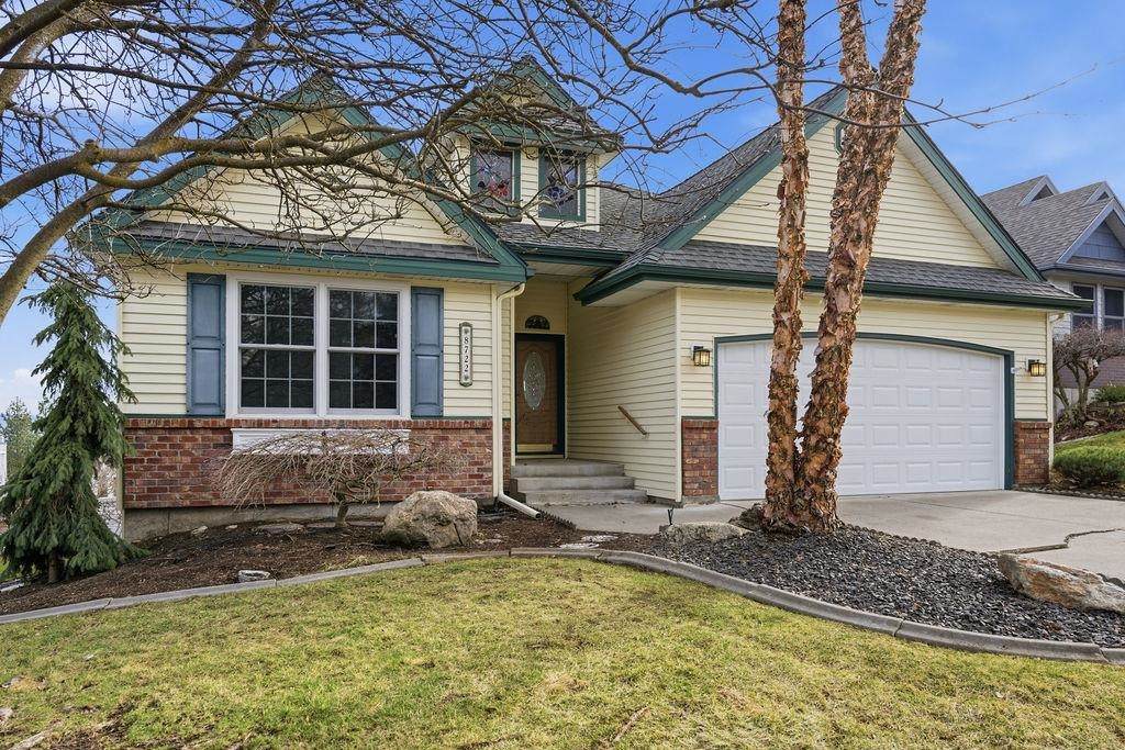 8722 Boardwalk Ln - Photo 1