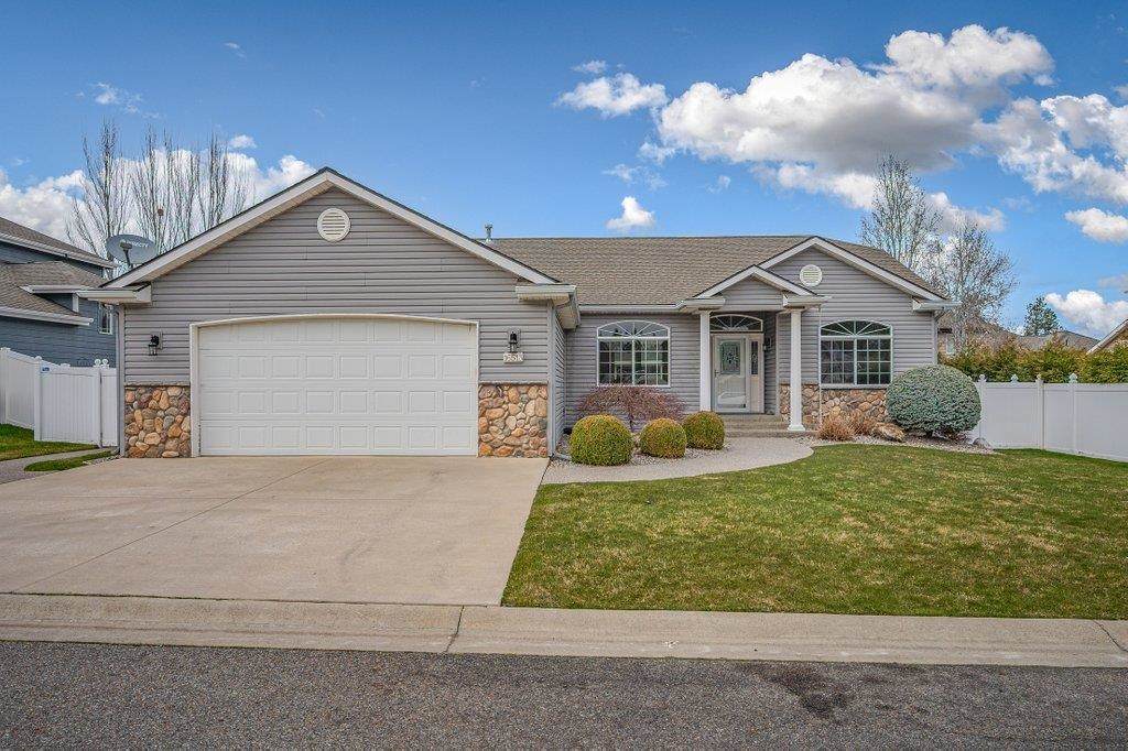 16513 9th Ln - Photo 1