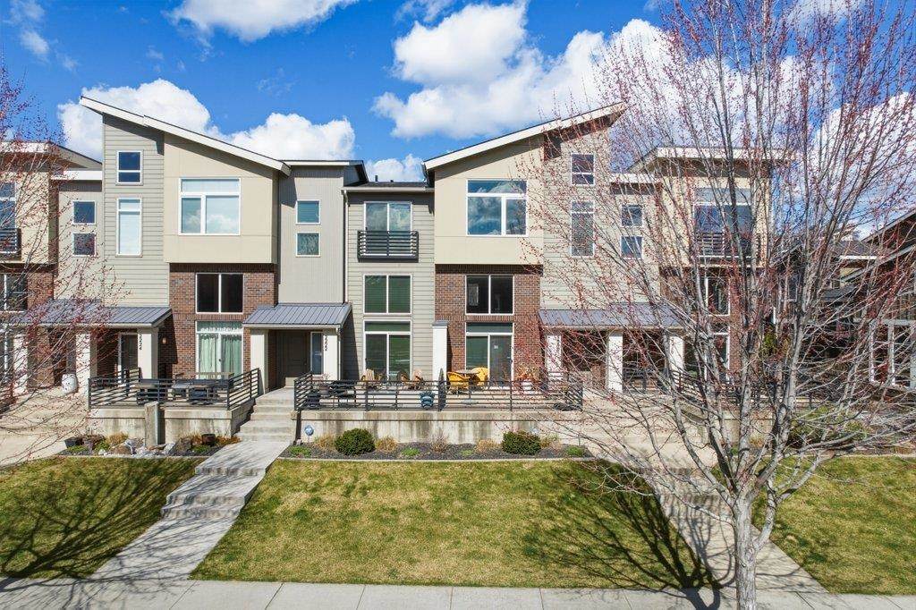 2220 Summit Pkwy - Photo 1