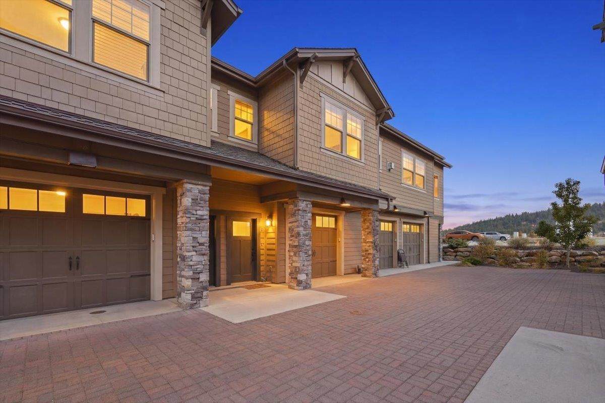 24493-Unit E Pinnacle Ct - Photo 1