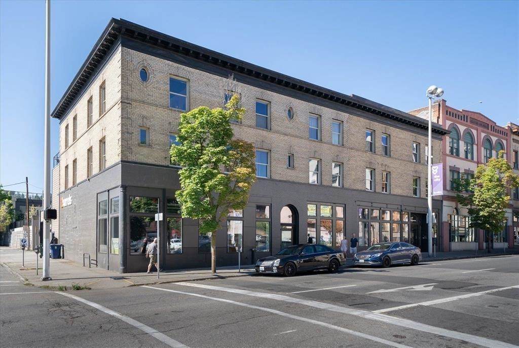 401-Unit # 3 1st Ave - Photo 1