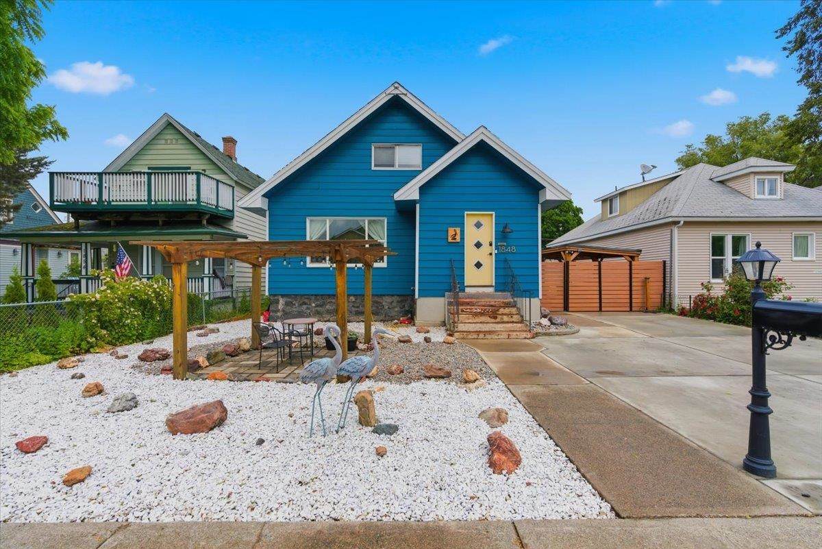 1848 W Bridge Ave - Photo 1