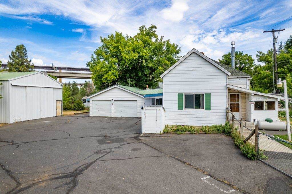 2218 10TH Ave - Photo 1