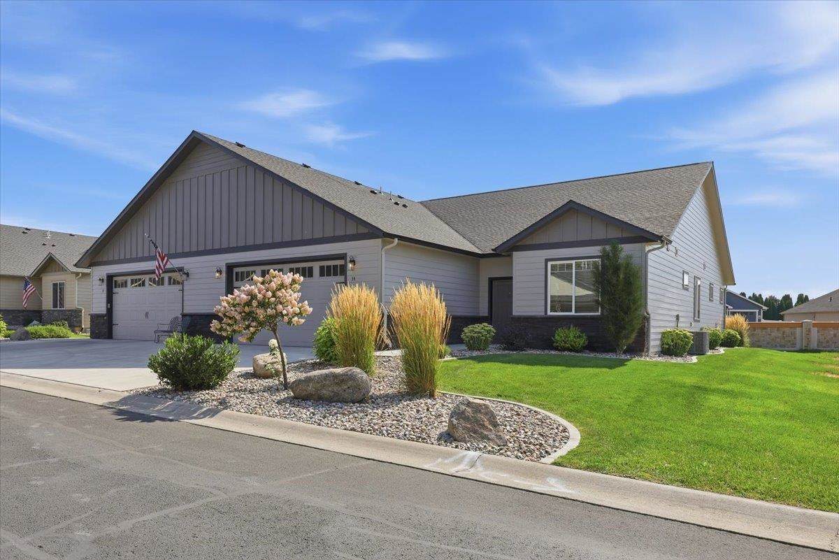 1109-34 Country Club Dr - Photo 1