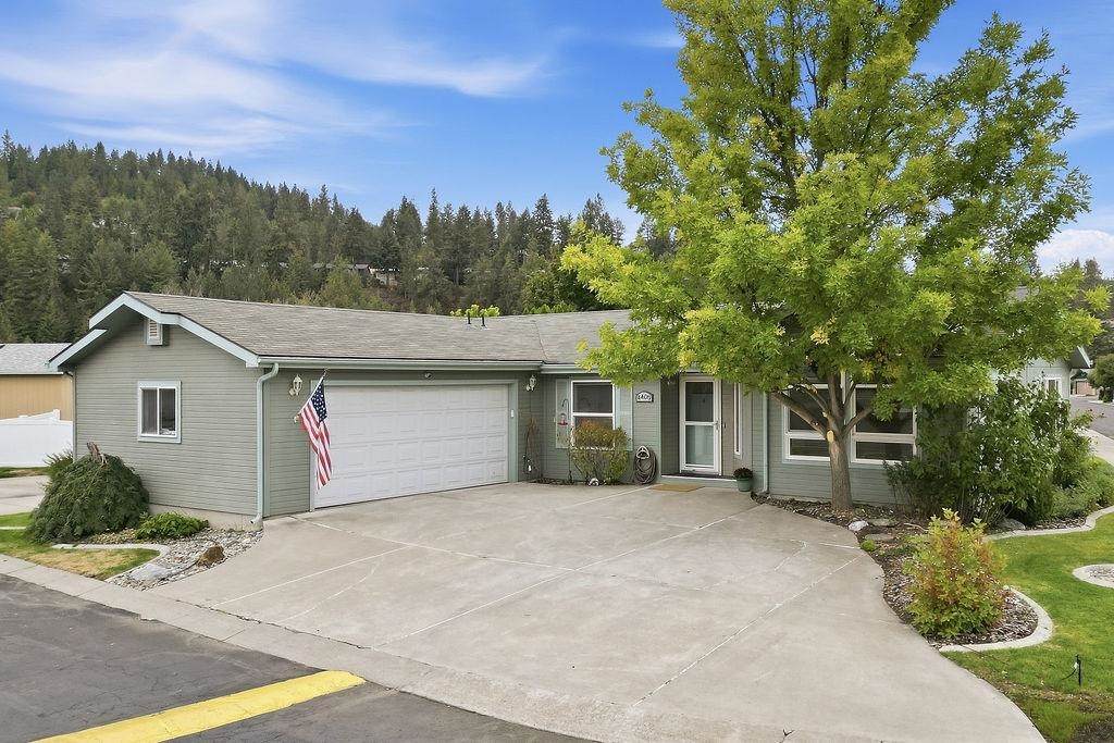 4409 Sunny Creek Cir - Photo 1