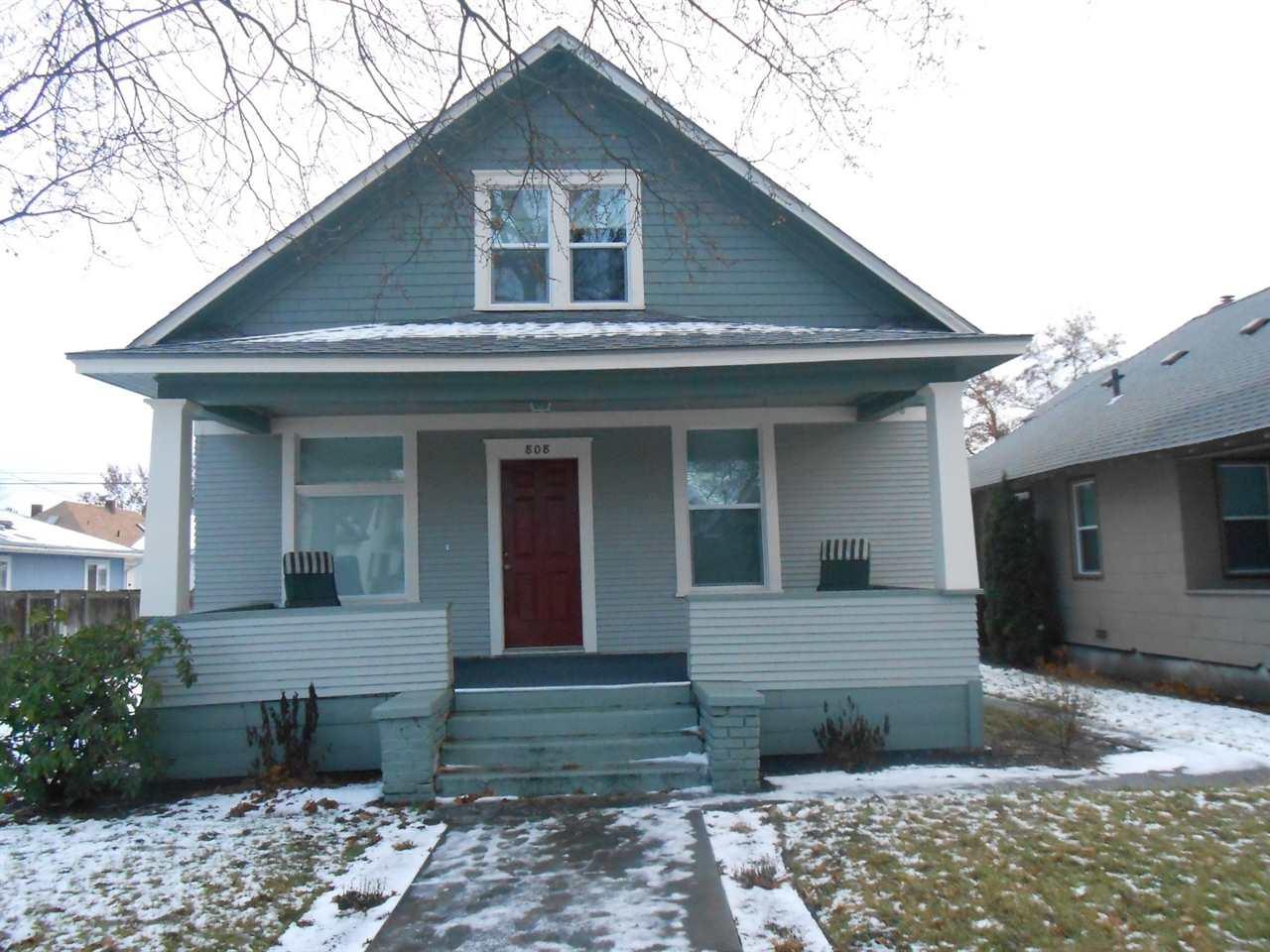 808 Illinois Ave - Photo 1