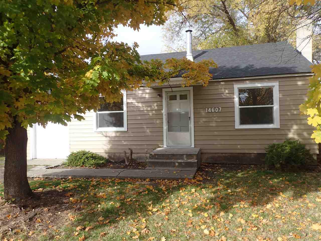 14607 16th Ave - Photo 1