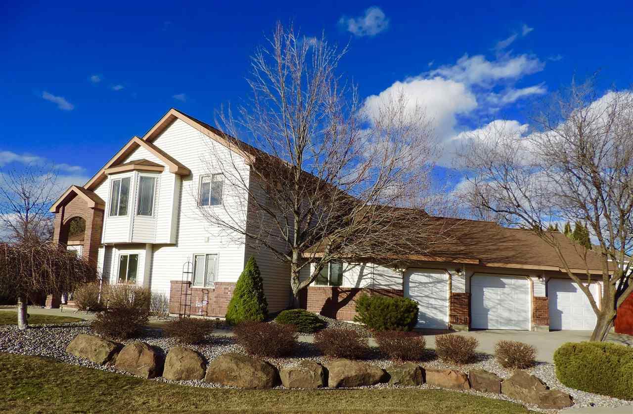 804 Fairway Ct - Photo 1