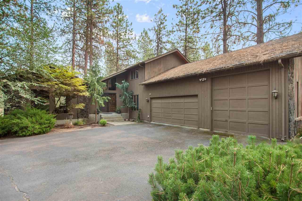 921 Timberwood Cir - Photo 1