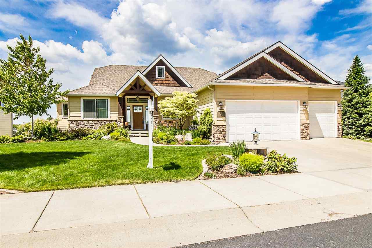 1301 King James Ln - Photo 1