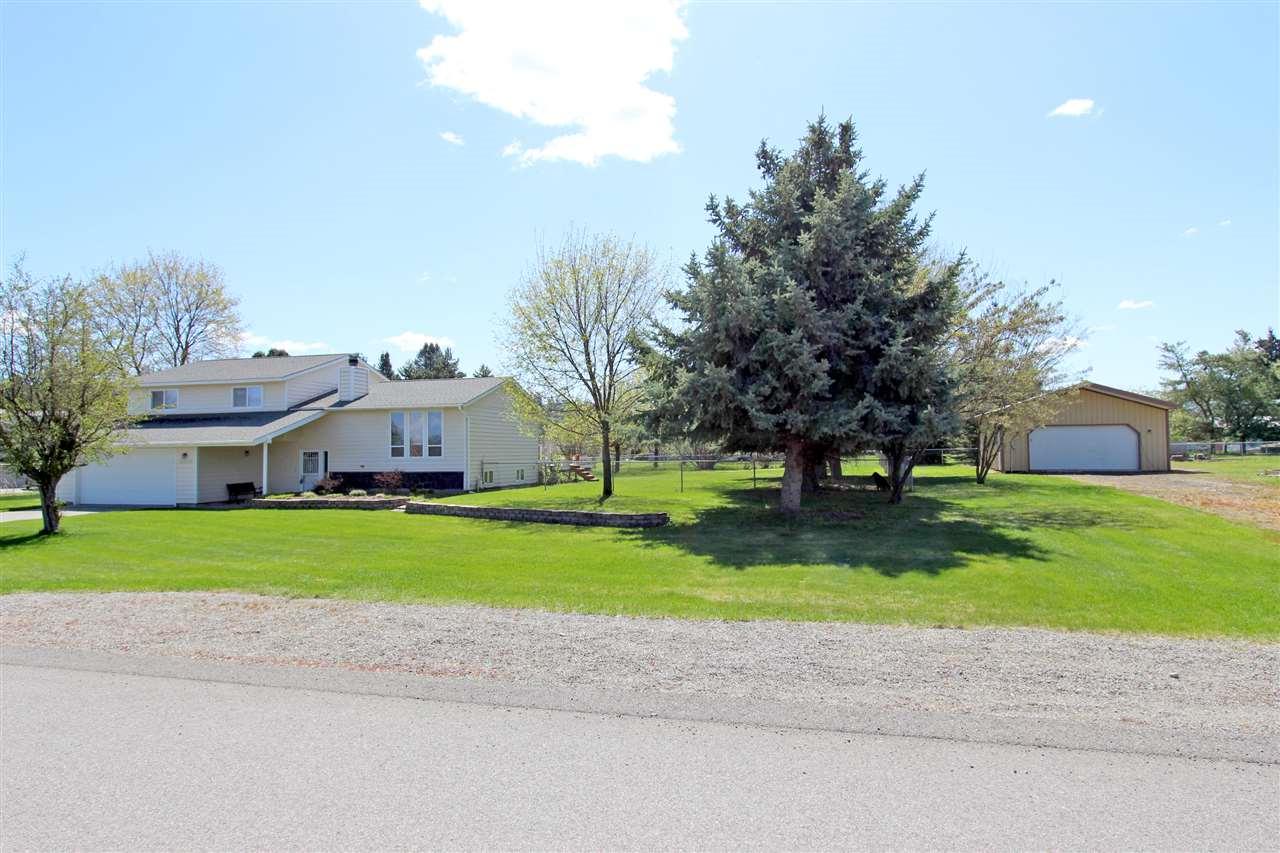 15910 11th Ave - Photo 1