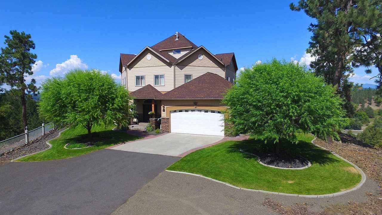 2623 Castlerock Ln - Photo 1