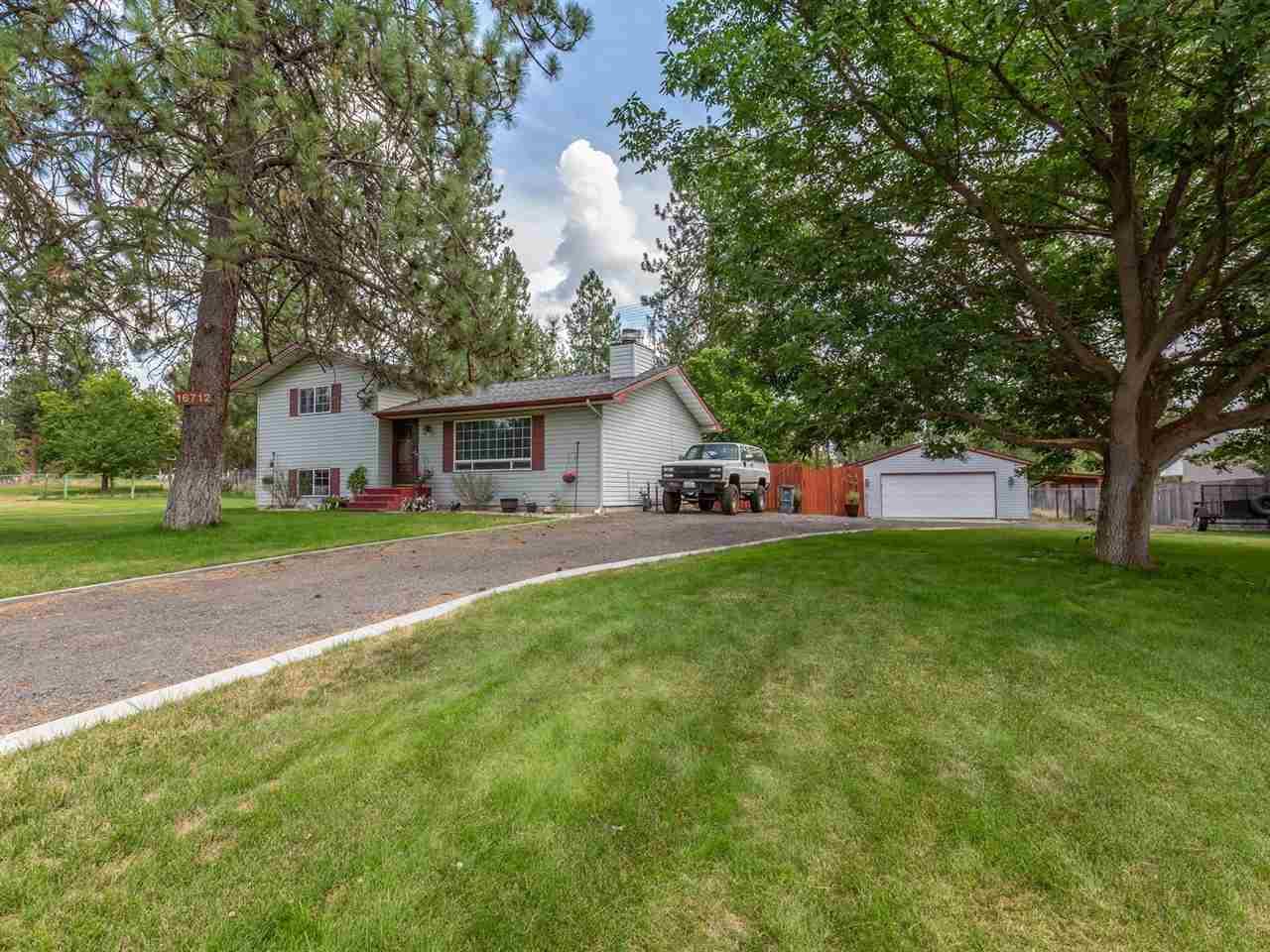 16712 Sagewood Rd - Photo 1