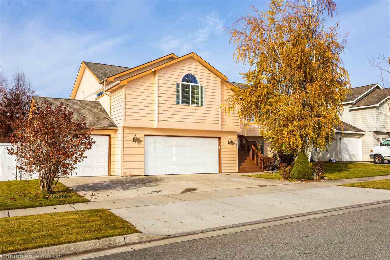 5011 Penn Ave - Photo 1