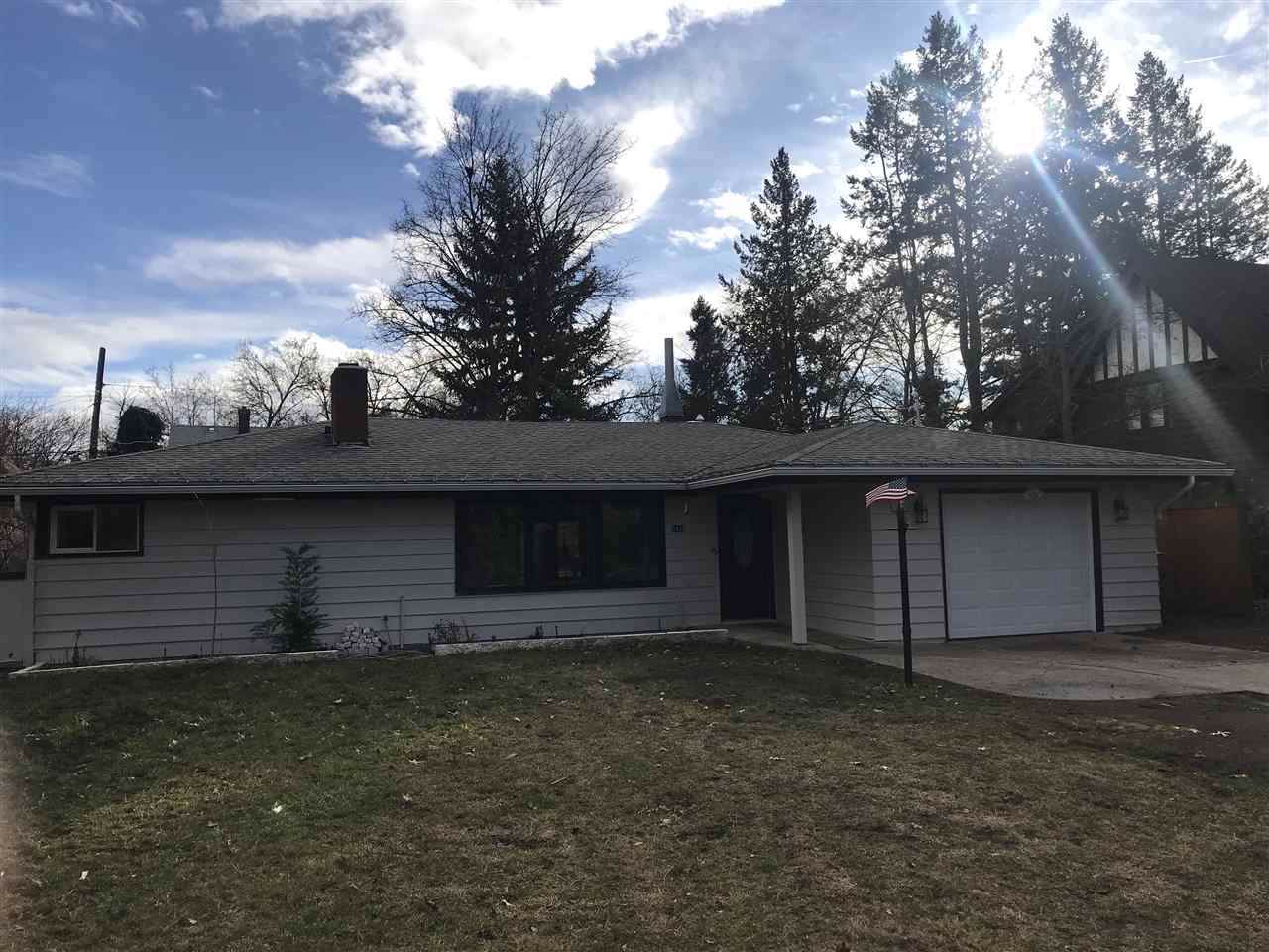 1422 Summit Blvd - Photo 1