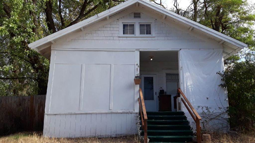 506 Garfield St - Photo 1