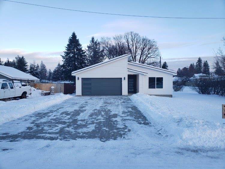 304 Margaret Ave - Photo 1