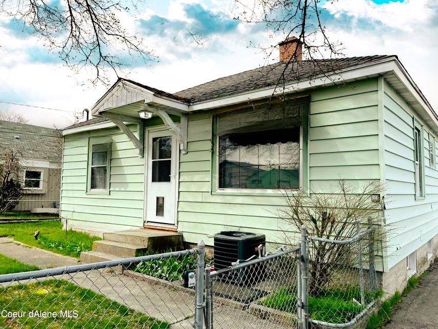8605 Cataldo Ave - Photo 1