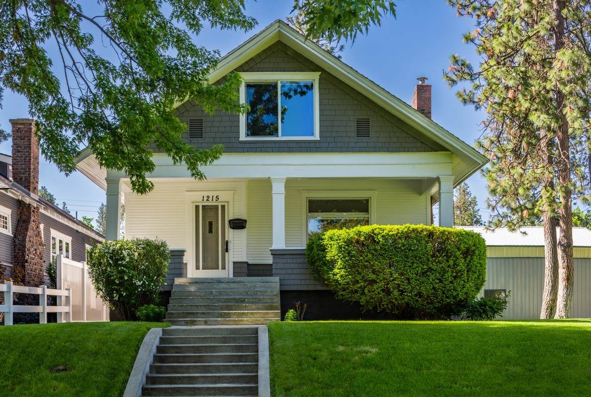 1215 15th Ave - Photo 1