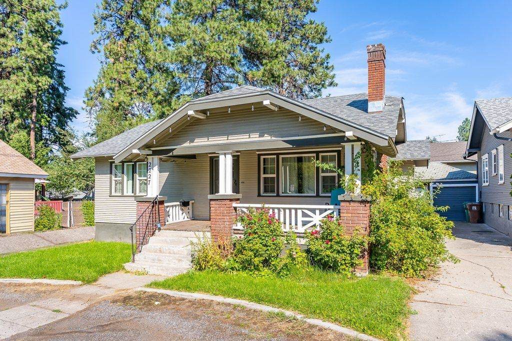 2227 Grand Blvd - Photo 1