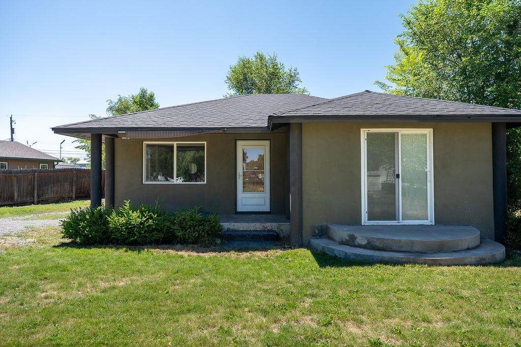 1501 Lily Rd - Photo 1