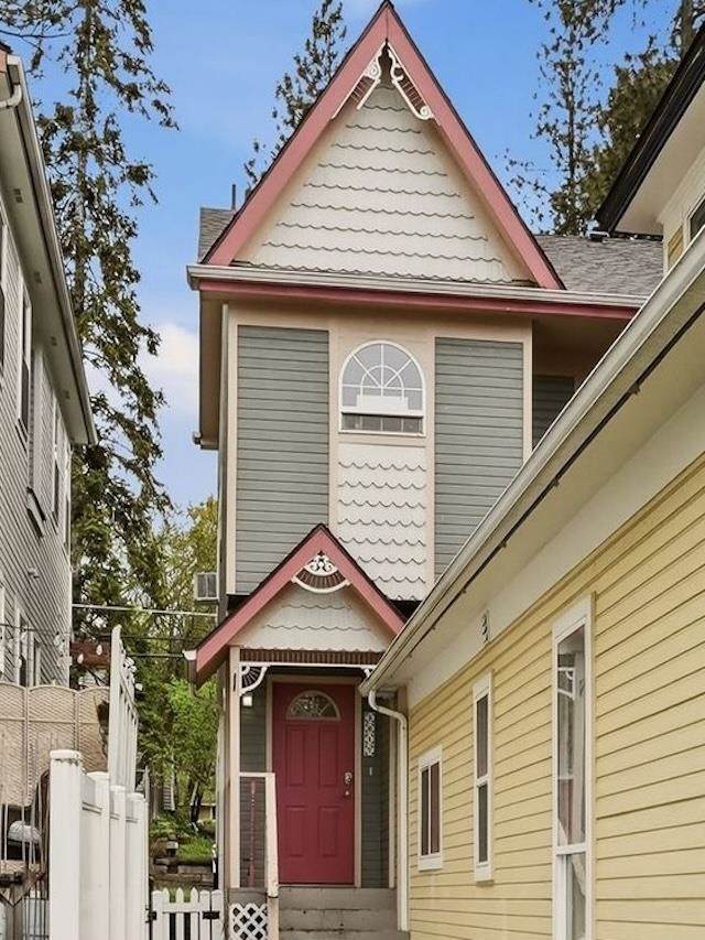 https://bt-photos.global.ssl.fastly.net/sarmls/orig_boomver_2_202616010-1.jpg